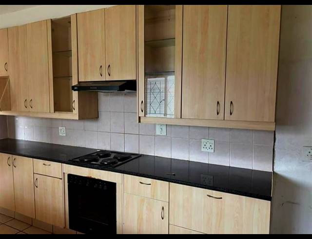 4 BEDROOM PROPERTY TO RENT IN BIRCHLEIGH